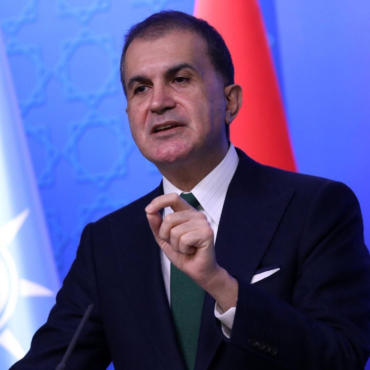 AKP Sözcüsü Ömer Çelik:

“Türkiye 24 yılda 200 yıllık mesafe almıştır.”
#SONDAKİKA