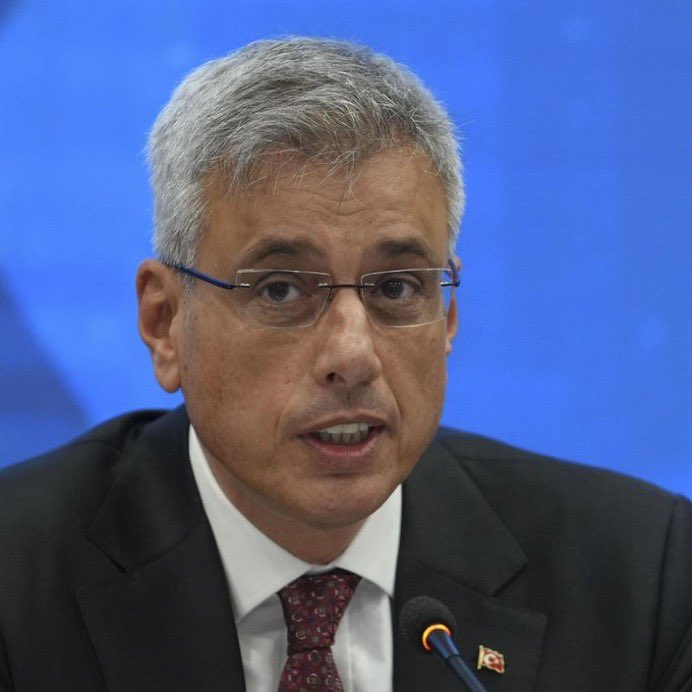 🔴Sağlık Bakanı Memişoğlu, Gazlı içeceklere ve tüm şekerli gıdalara düzenleme geleceğinin sinyalini verdi:

“Türkiye'deki gazlı içeceklerde Avrupa'dakinden 4 kat fazla fruktoz var.”