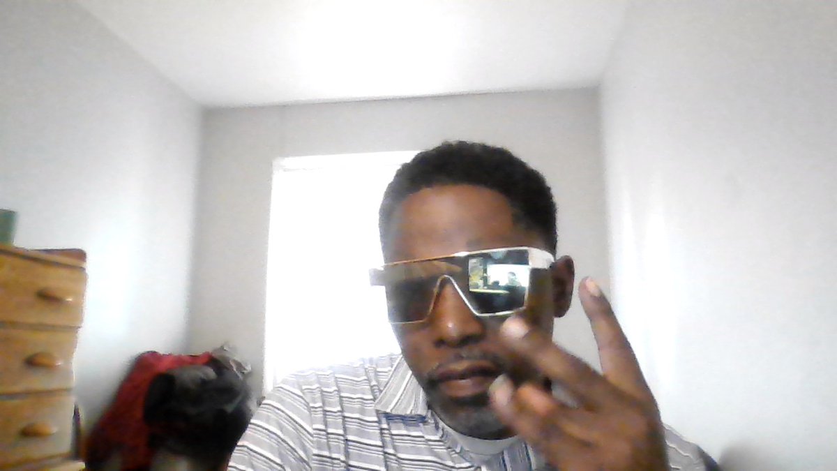 marchello3323's tweet photo. yea this me/louie v da don aka chello louie v https://t.co/30m4tQ27Im