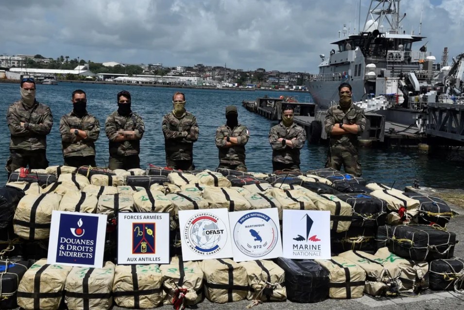 🚨 French Authorities Seize Over 4 Tonnes of Cocaine in Joint Operation Supported by MAOC (N)

🔗Read more here: maoc.eu/french-authori…