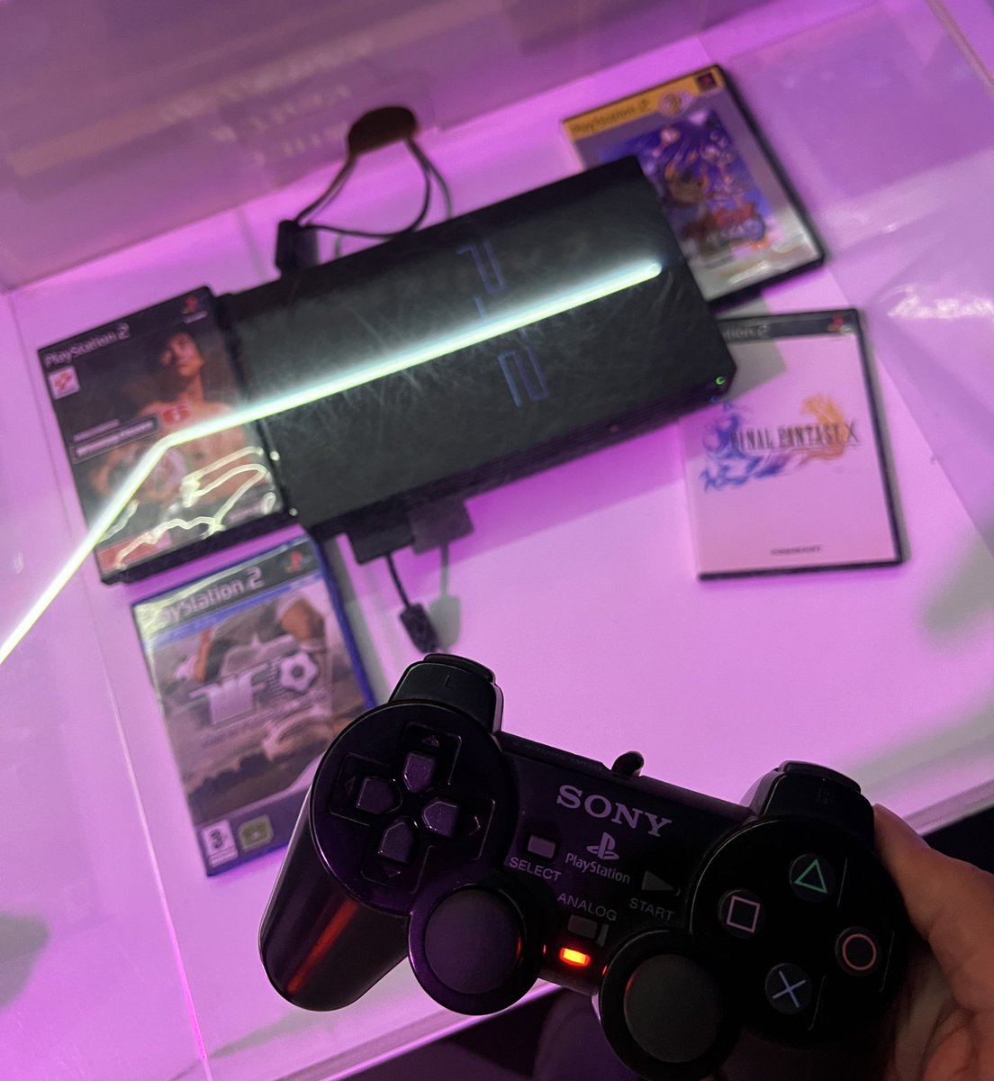 liltlmn's tweet photo. اقسم بالله شغل ومجهود جبار 
ابدعتو @MAlbsimi @TrueGaming 

بلا منازع افضل فعاليه بالموسم كامل كمية شغف واضحه من تدخل لين تطلع + جبيت منطقة المطورين المستقلين 

وشدتني لعبة @TheUnsolvedGame https://t.co/2KWhqywLQC