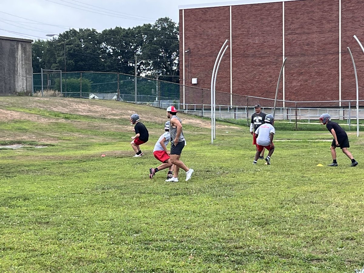 2025 Season has begun. GOOD work today from the Falcons!!! Keep grinding. Remember Hardwork and Accountability this season
#entitledtonothing