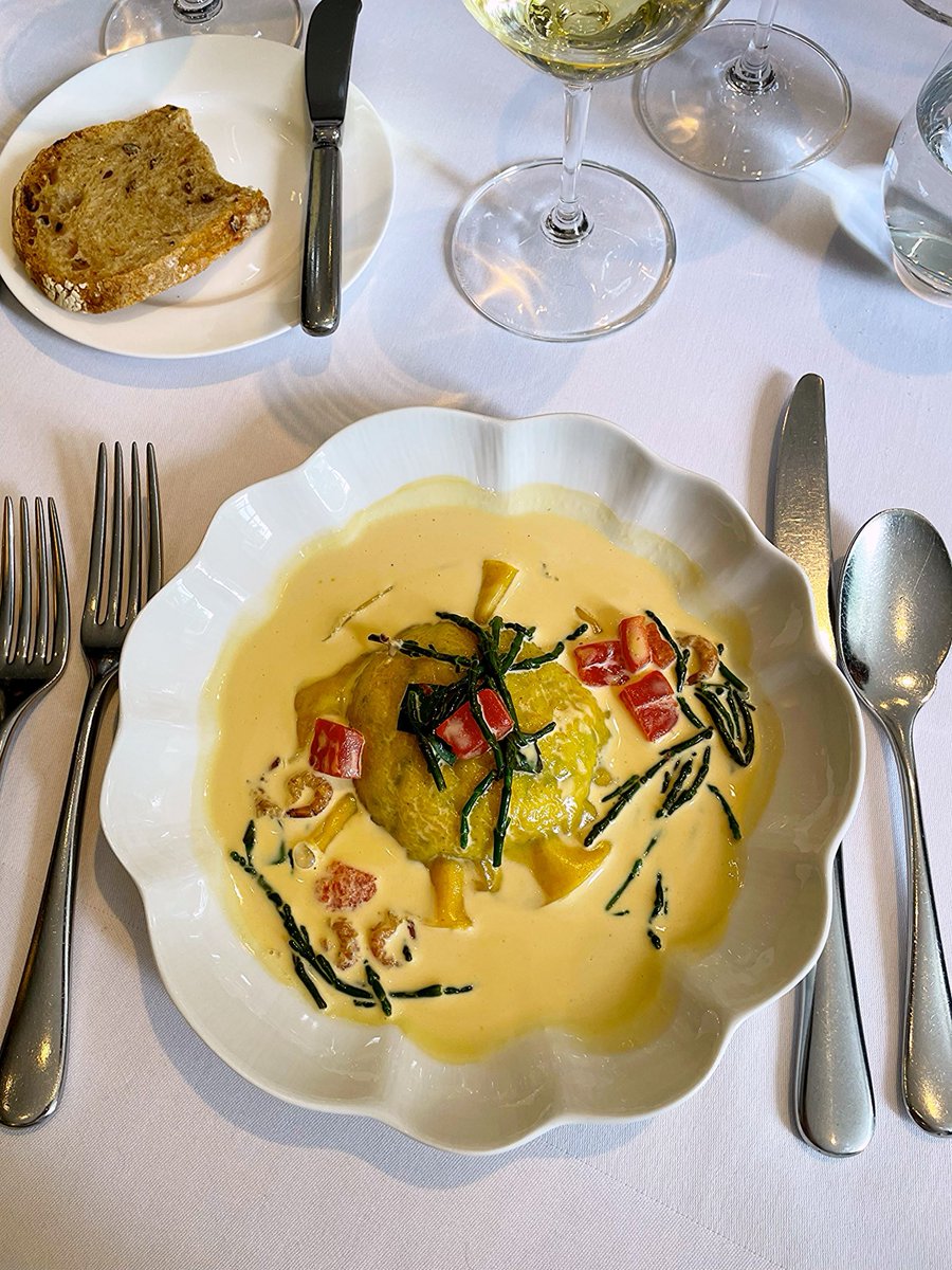 Daniel Crump tweet media