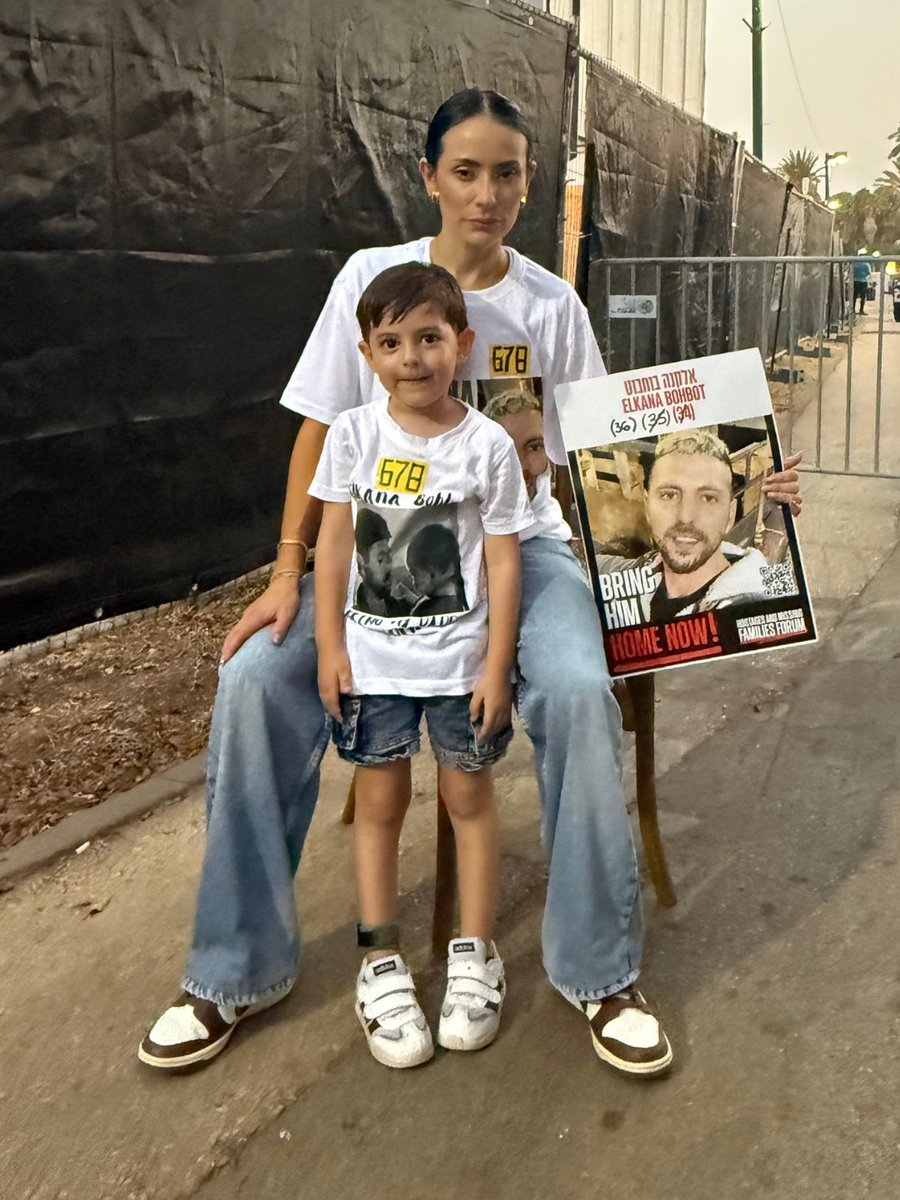 bringelkanahome's tweet photo. We are waiting for you, Elkana, and I promise I will never stop fighting for you until you are home.

Just a little longer, and we will dance again.

Bring Elkana Home. Now 🎗️ https://t.co/l0bIXstic5