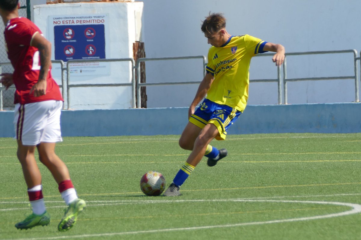 Cantera Orihuela CF tweet media