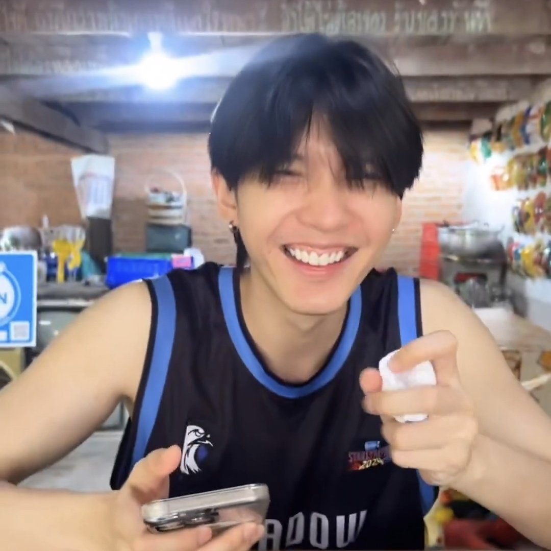 yellowglikesu's tweet photo. จิ๋วยิ้มหวานเยยหนิ จั๊นรักรอยยิ้มน้องอุ๋ทิ่สุด🥺 https://t.co/eEo8vAvls0