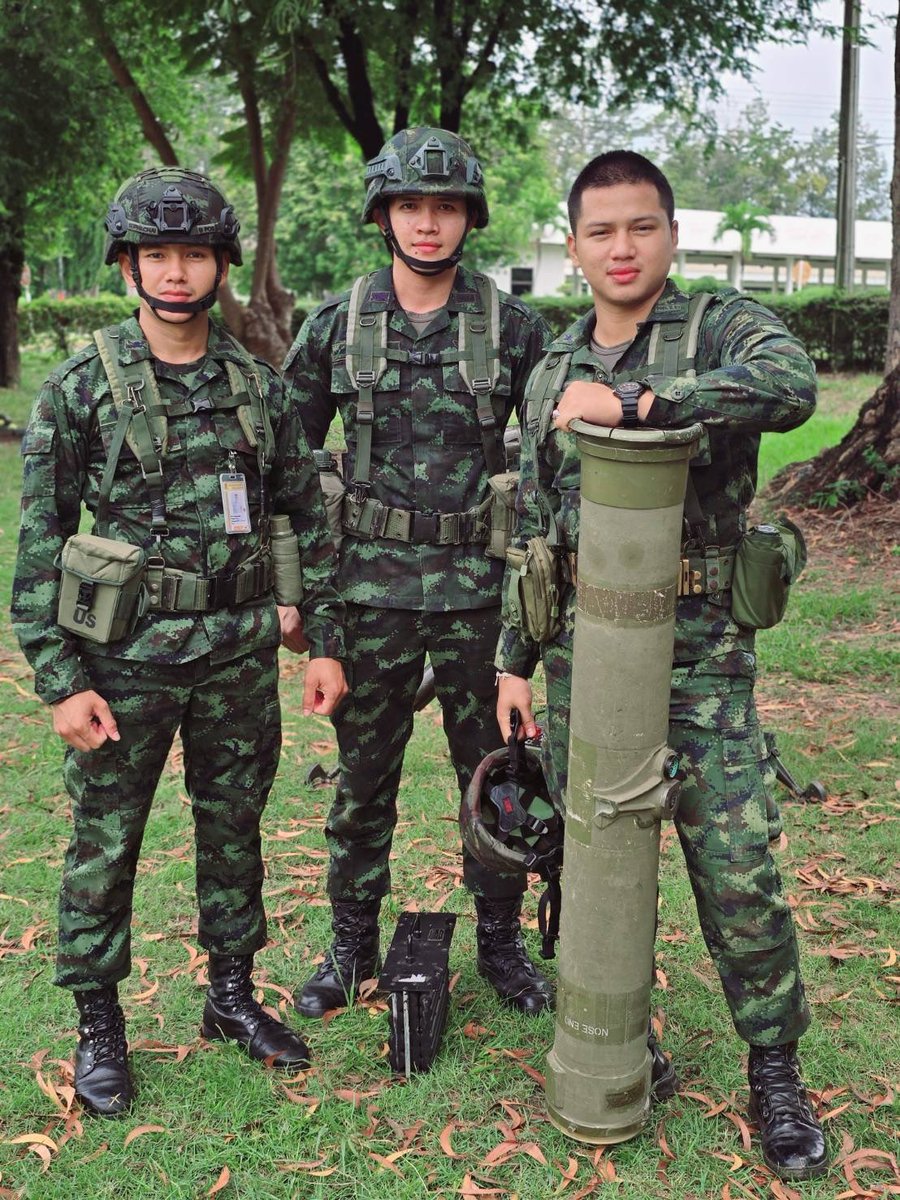 got_sitthang's tweet photo. ขอแค่ประชาชนอยู่เคียงข้าง ก็พร้อมสู้ 💂🇹🇭
#ไทยนี้รักสงบแต่ถึงรบไม่ขลาด #ทหารบก https://t.co/naUhVxoQkN