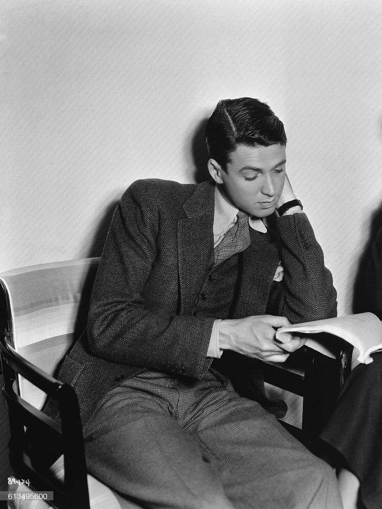 athynya9's tweet image. they don't make Americans like this anymore :(