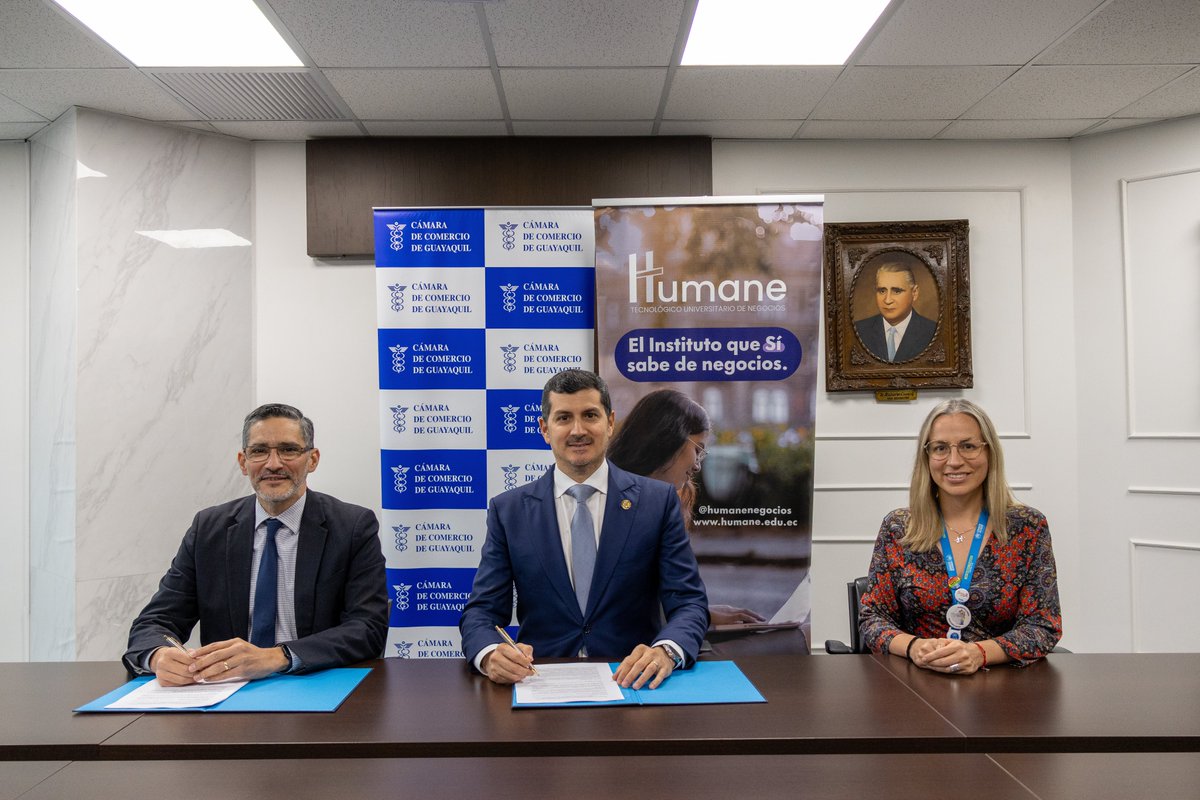 HumaneNegocios's tweet photo. 🤝 Uniendo esfuerzos por el talento y la inclusión.

Humane, Fundación Acción Solidaria, Cámara de Comercio de Guayaquil y ACNUR firman un convenio para impulsar un programa de formación en competencias laborales y abrir oportunidades de empleo para los beneficiarios. https://t.co/zhzyv7FQmn