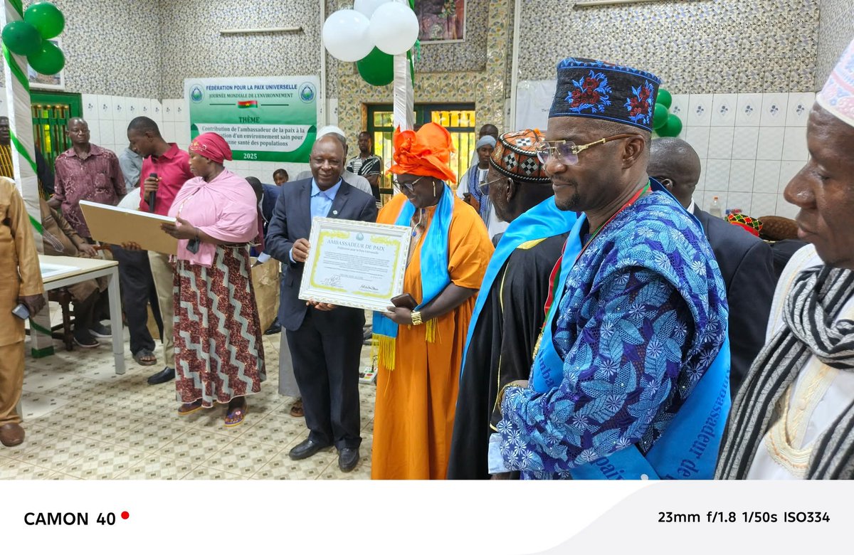 AmbCNB's tweet photo. 🎉 Félicitations aux nouveaux Ambassadeurs de Paix certifiés lors de la session du 9 août !
Parmi eux : Mme Simone Gbagbo, Mme Patricia, le Ministre ivoirien Zoro Ballo, ainsi que des membres & sympathisants de #Synergie243. @MariaMB37270
@JLufimpadio
#Paix #Leadership #S243 https://t.co/NU8aXB9z9w