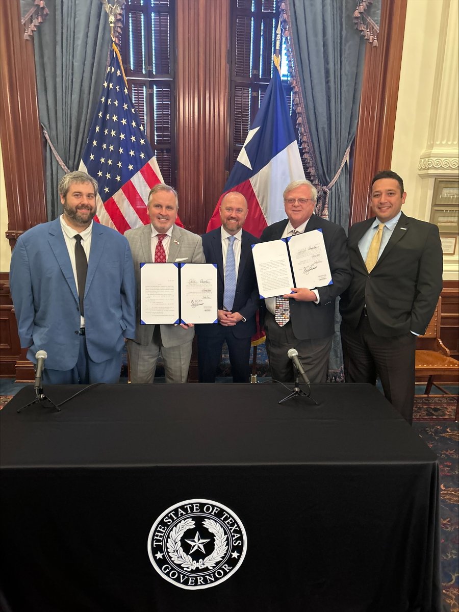 JBonuraTxPolicy's tweet image. We at @TPPF are grateful to @GregAbbott_TX, @DanPatrick and @Burrows4TX for their leadership on bills by @SenBryanHughes and @TeamBettencourt protecting Texans' private property from squatters. #txlege