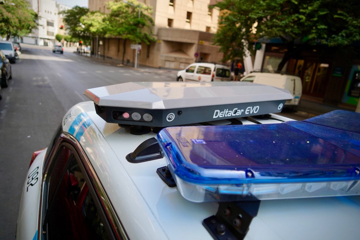aytodebadajoz's tweet photo. 🗓🚔 Recuerda que desde este sábado está operativo el #DeltaCar de la #PolicíaLocal de #Badajoz, que tiene como fin mejorar el tráfico de la ciudad combatiendo la doble fila y estacionamientos indebidos que dificultan la circulación.
📲 Consulta todos los detalles en la web.
https://t.co/B6icSCwkQ8
n-marcha-el-deltacar-para-combatir-la-doble-fila-y-estacionamientos-indebidos