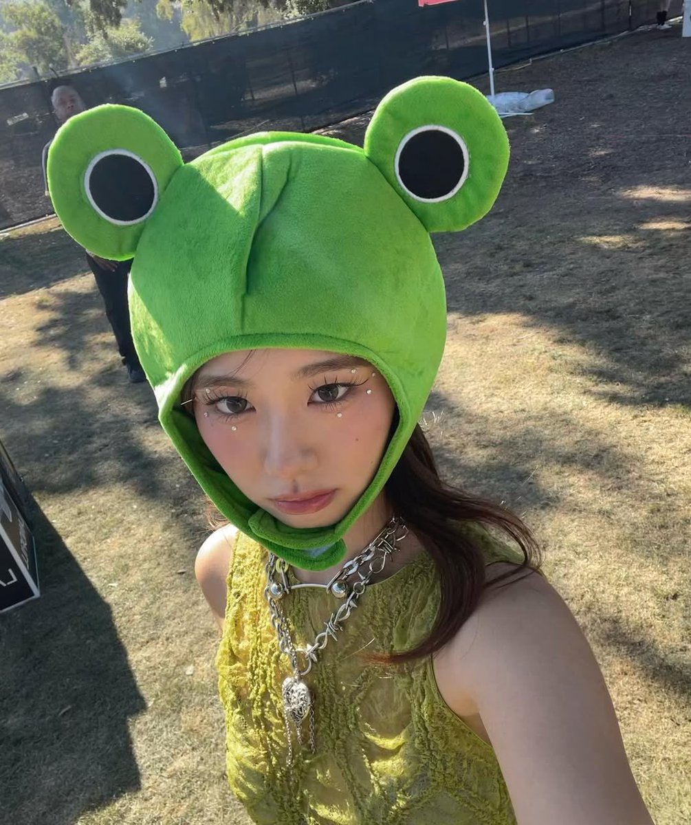 breakingdesires's tweet photo. ⠀⠀⠀#ncngram @/therealdamhee on ig.
⠀⠀⠀⠀⠀⠀⠀⠀⠀⠀
green day. 🍀 https://t.co/NxaVe8z5dc