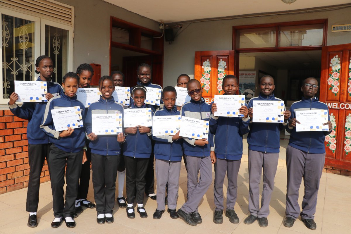 LIGHTPRINURSERY's tweet image. Proud moments! Our brilliant learners showcased their skills and determination at the Maths Contest held at Makerere University . Each certificate is a symbol of hard work, critical thinking, and excellence in problem-solving. 🚀
#MathContest #MakerereUniversity #UgandaCranes