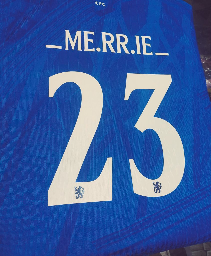 merrxie's tweet photo. Very ready for the season 💙😌 
Nimejinunulia na pesa yangu 😂 https://t.co/pCToyPnsup