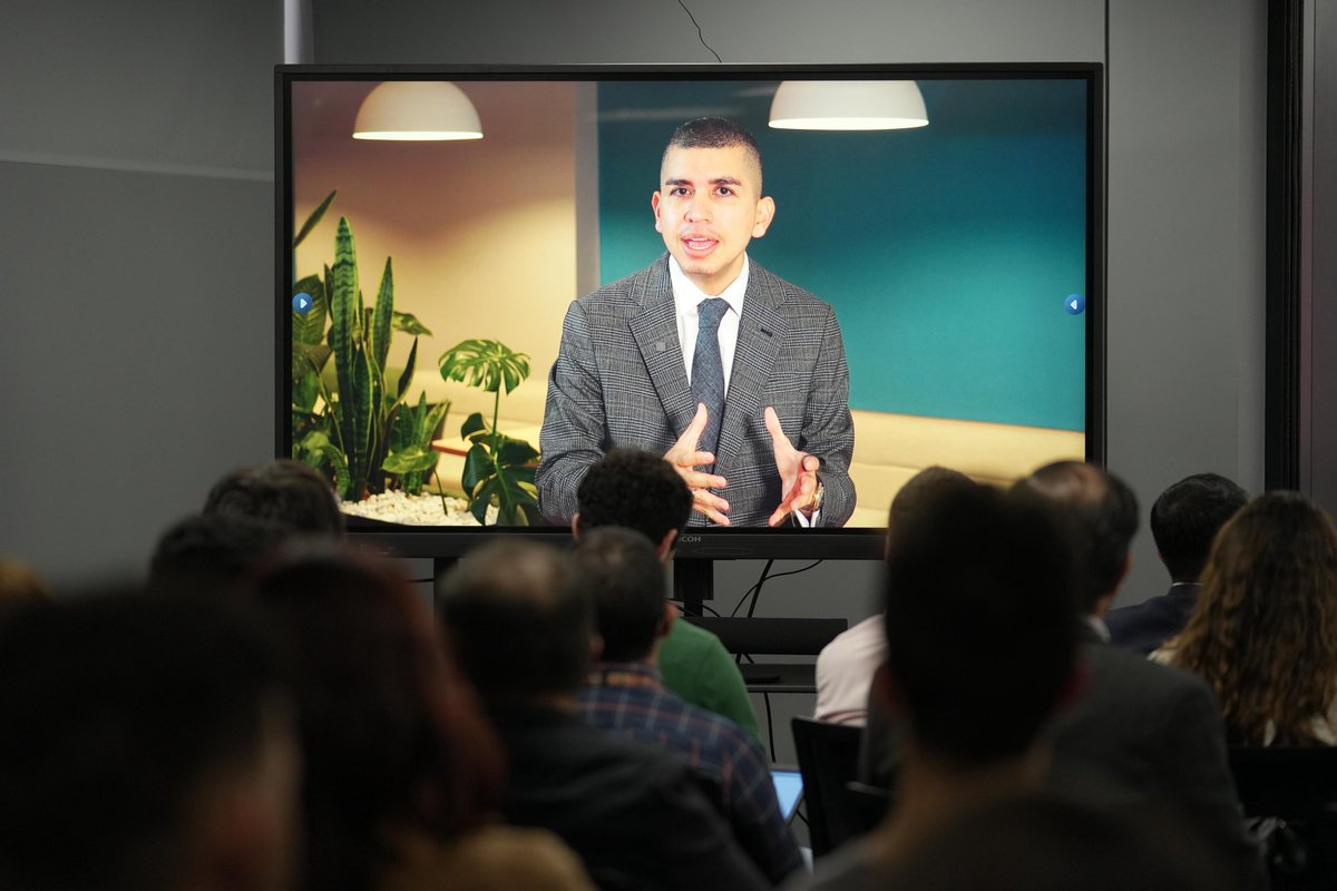 Hoy, más que nunca, el mercado de capitales debe ser ese motor que impulse lo que Colombia necesita para dar el siguiente salto: financiar infraestructura, transición energética, innovación… y también el crecimiento de las pymes, que son el corazón de nuestro tejido empresarial.