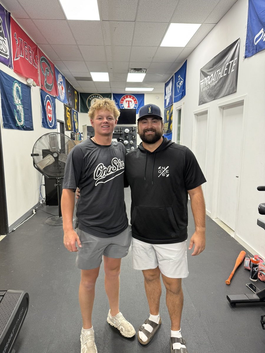 Another day another send off🫡
<a href="/one6baseball/">ONE6 Performance</a> 

Dilly enters his freshman year at Neo A&amp;M. He had an absolutely dominate summer on the field and in the facility. 

He cleaned up some mechanical  issues and saw the results right away👀