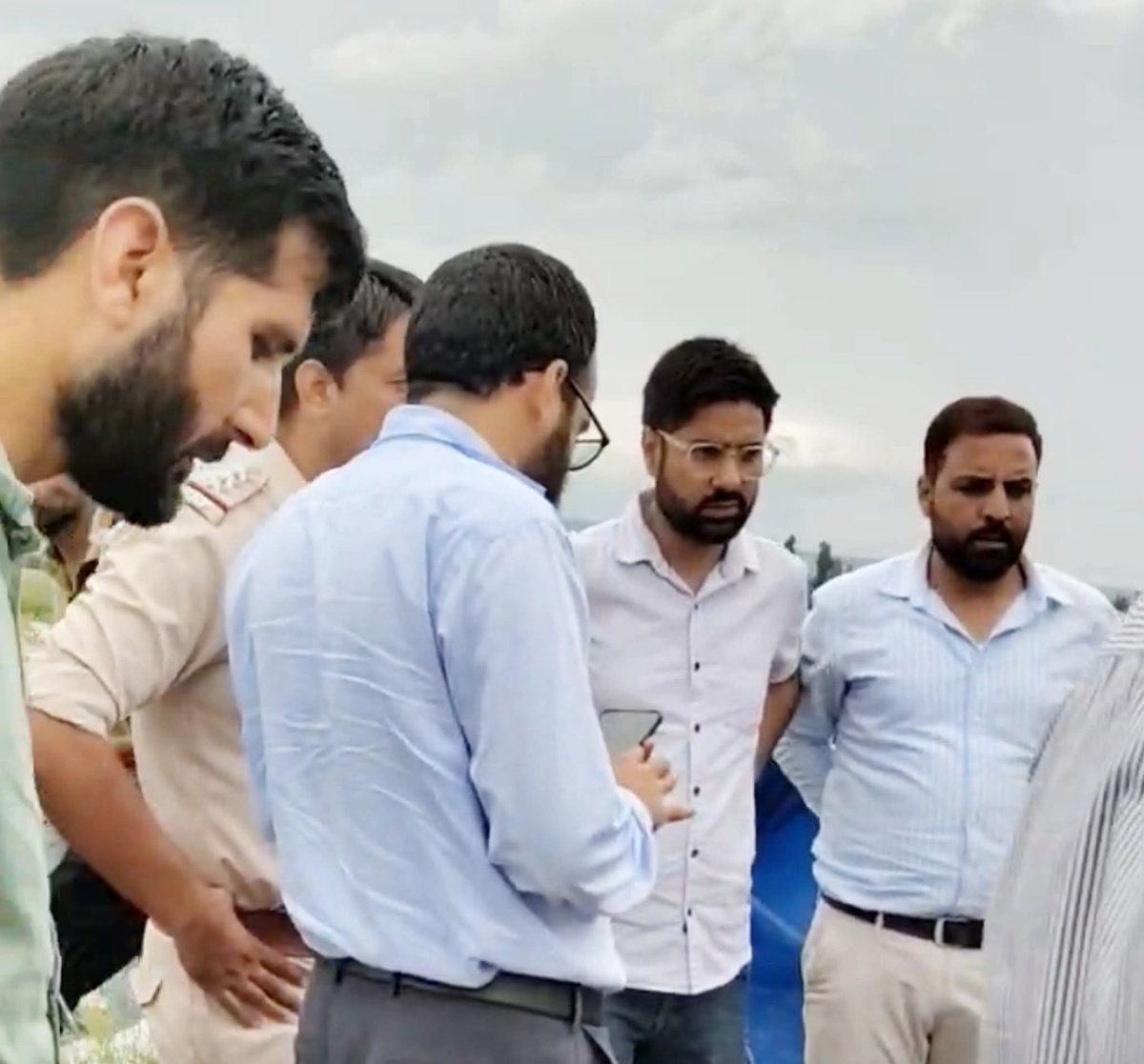 A successful operation in Rambiara, led by Tehsildar Shopian Mr. Anjum Khatak Sahab, Naib tehsildar Sajad Wani Sahab  and his dedicated team, has thwarted a direct attempt to corrupt our youth.

I'm proud of our administration's swift action in seizing illegal alcohol near