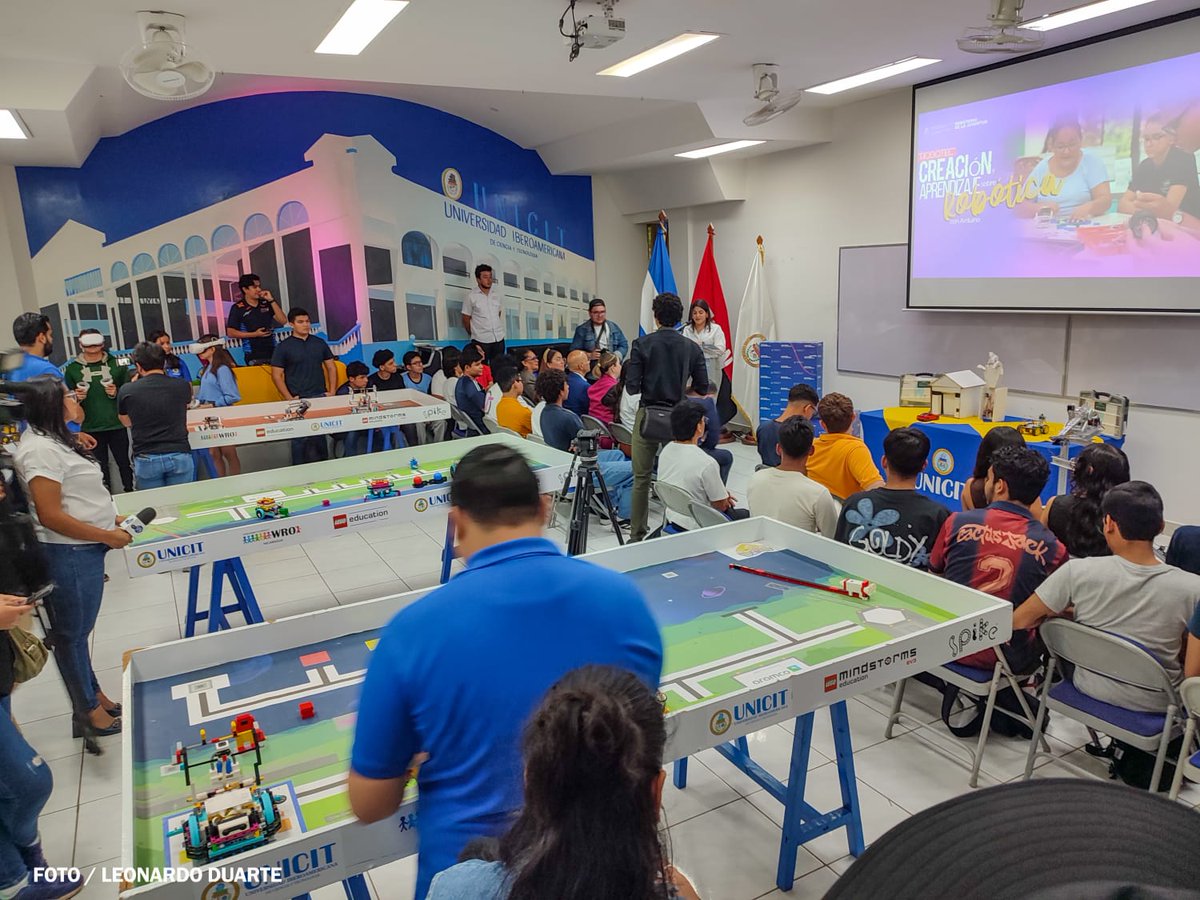 db_nicaragua's tweet photo. ✨ El Ministerio de la Juventud y la Universidad Iberoamericana de Ciencia y Tecnología lanzan Robotech, taller de robótica con Arduino para jóvenes estudiantes de ingeniería, promoviendo innovación y protagonismo juvenil 🎭🤖.
📸 Leonardo Duarte
#UNICIT
#MINJUVE https://t.co/HaMmLMVewQ