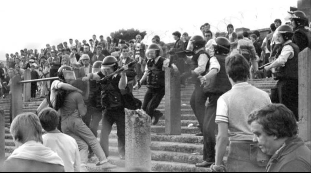 14th August 1984 - Celtic v Cliftonville, Belfast. A friendly game where the fans were mixed ended up having to be stopped as the RUC had a field day attacking both sets of fans. Fans gave as good as they got. One of the pigs had his pistol stolen by the fans 🍀🇮🇪☘️