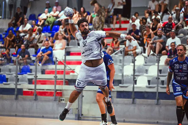 #handball 
Amical : c'était mieux pour le <a href="/LimogesHandball/">Limoges Handball</a> qui  arrache le nul face à Montpellier

lepopulaire.fr/limoges-87000/…