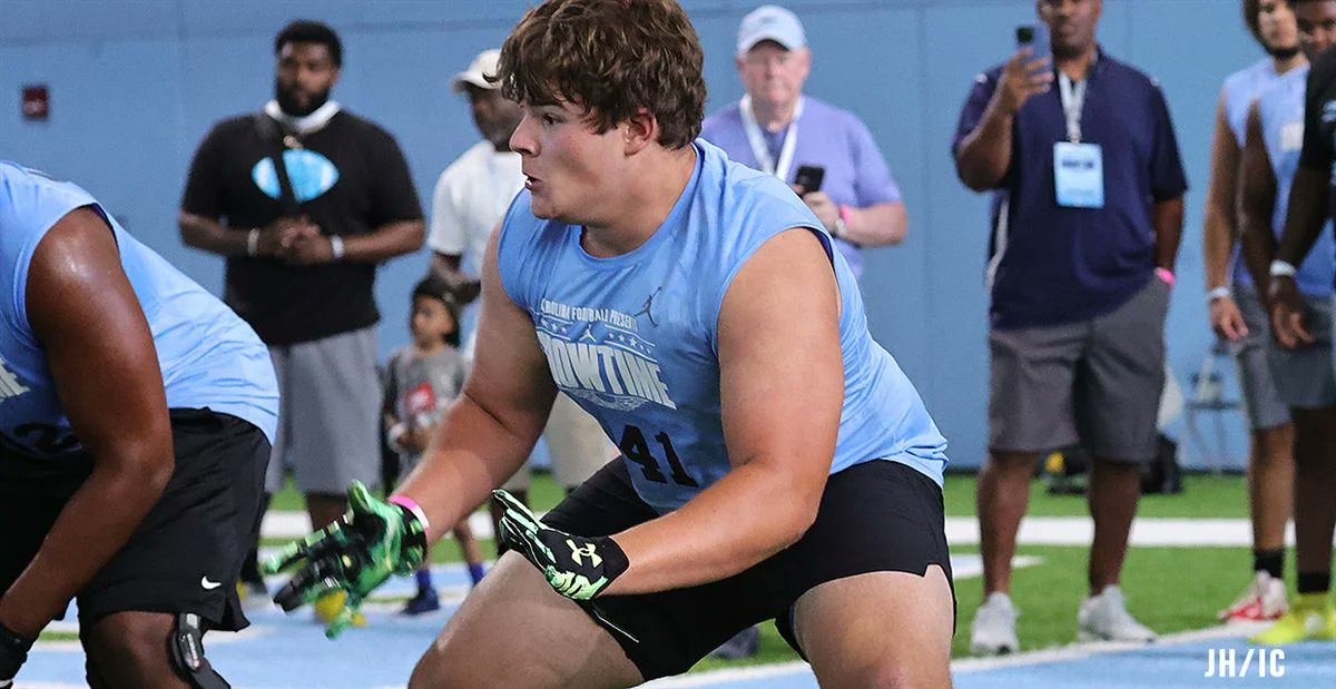 Here is your <a href="/UMassFootball/">UMass Football</a> Player Profile of the week
#UmassFootball #UmassTwitter #Flagship #MACtion   

(OL) Brock Taylor ( <a href="/brocktaylorrr/">Brock Taylor 🚩🚩</a> )  
- Three-star out of Atlee HS, Top-50 in Virginia
- Known as hard worker, according to coaches
- Has shot at starting as a freshman