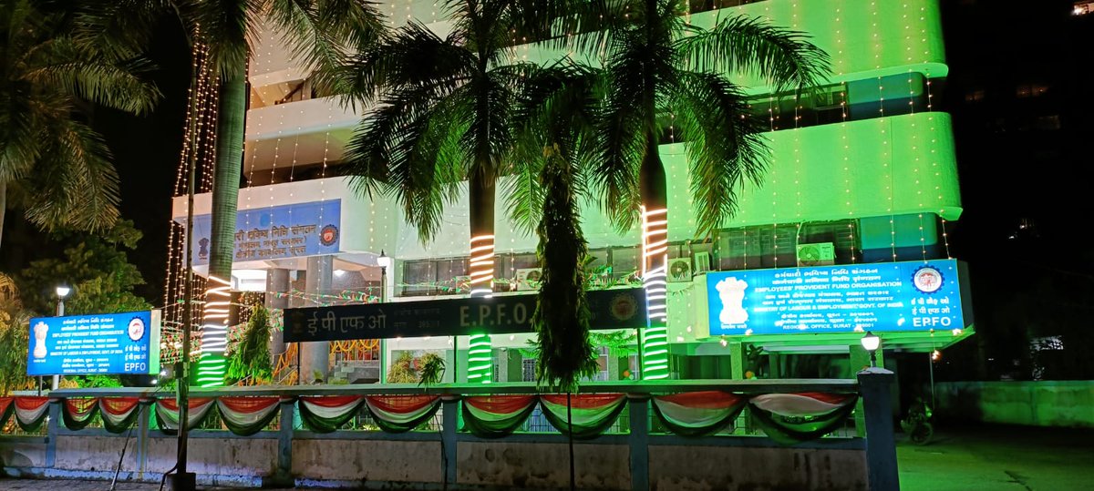 epfosurat's tweet photo. 🇮🇳✨ Shining Bright with Patriotism! ✨🇮🇳
On the proud occasion of Independence Day, the EPFO Regional Office, Surat is glowing in the colors of our National Spirit.
#IndependenceDay #EPFOSurat #EPFOIndia #SuratCelebrates @socialepfo #EPFO #MoLE #LabourMinistryIndia https://t.co/6Xf0Pb2mAm