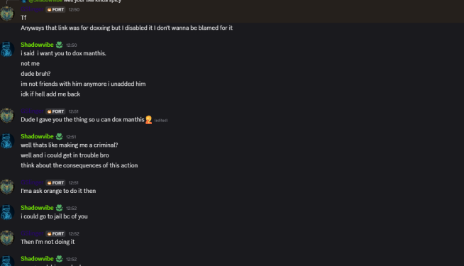 BaldiGames6070's tweet photo. - WARNING - be careful. Because there's people who may want to dox people after what happens to them. So look at this.  @zyronx9 is the doxxer. and was also wanting to dox my friend @Webb1303 https://t.co/FYiVoSoX0X