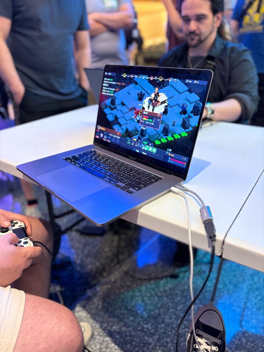 Hypersect ⚔️ making Never’s End (@hypersect) on Twitter photo Last night we did some demo testing at <a href="/bostonindies/">Boston Indies</a> to get ready for #PAXWest2025, which is happening in less than 3 weeks ❗
We got some great feedback, and we can't wait to show you our updated demo on the showfloor from Aug 29 🎮 Last night we did some demo testing at <a href="/bostonindies/">Boston Indies</a> to get ready for #PAXWest2025, which is happening in less than 3 weeks ❗
We got some great feedback, and we can't wait to show you our updated demo on the showfloor from Aug 29 🎮
