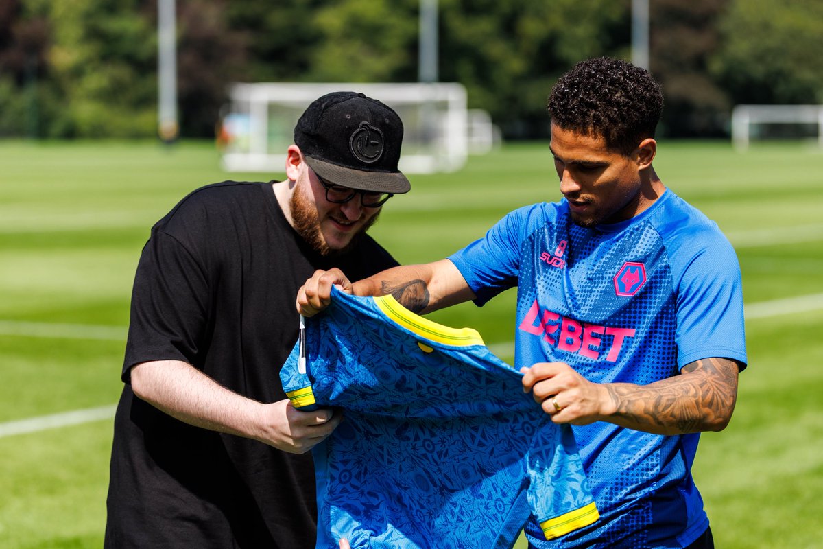 BEN MORTIMER tweet media