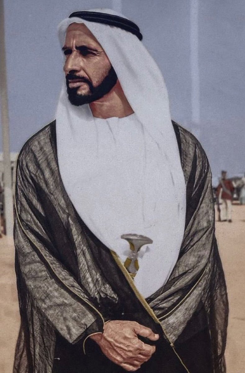 رحم الله #زايد الخير واسكنه فسيح جناته 🤲🏻

#يوم_الجمعة