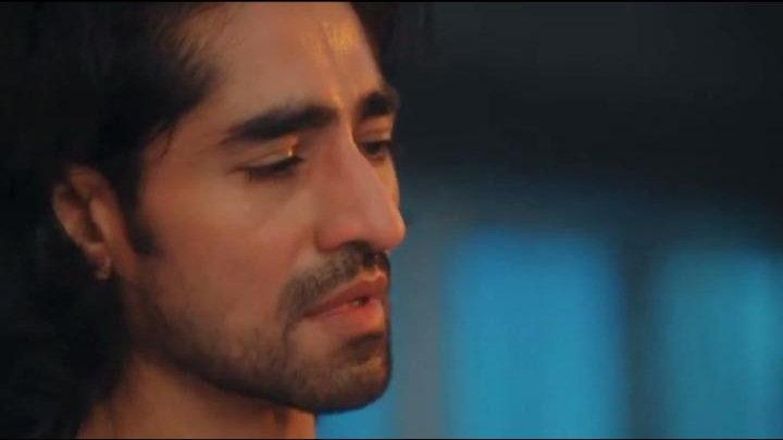 2850Aastha's tweet photo. #HarshadChopda always short of words to describe his acting skills ...the way he shows the pain &amp; intensity with Rishabh looks so real .we can feel every emotion the character is going through. Indeed best actor for a reason 💯💯
#Balh4 https://t.co/pHzWpPGxDh