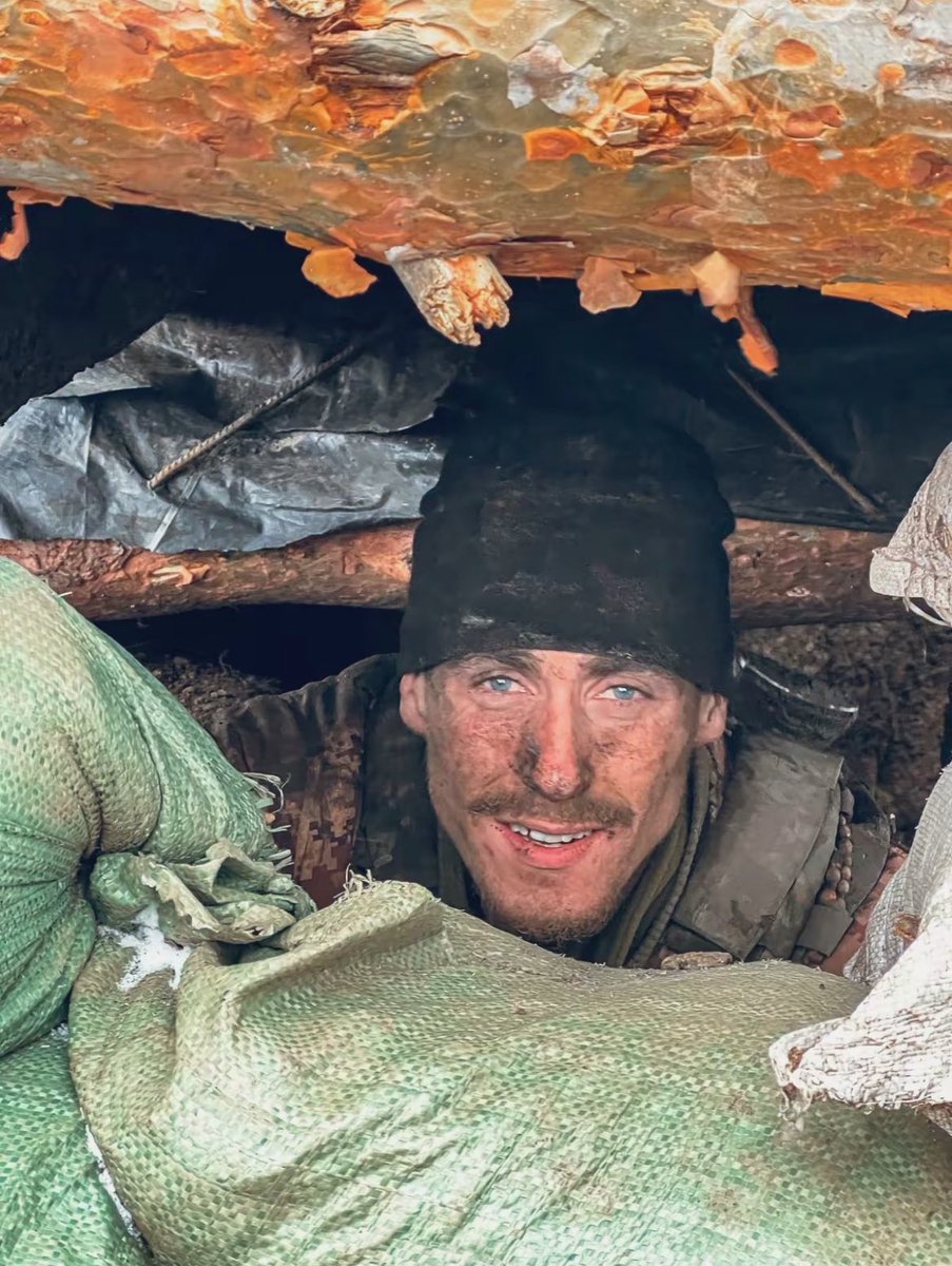 Pray for these brave soldiers who still fighting on the front lines 🙏 🇺🇦