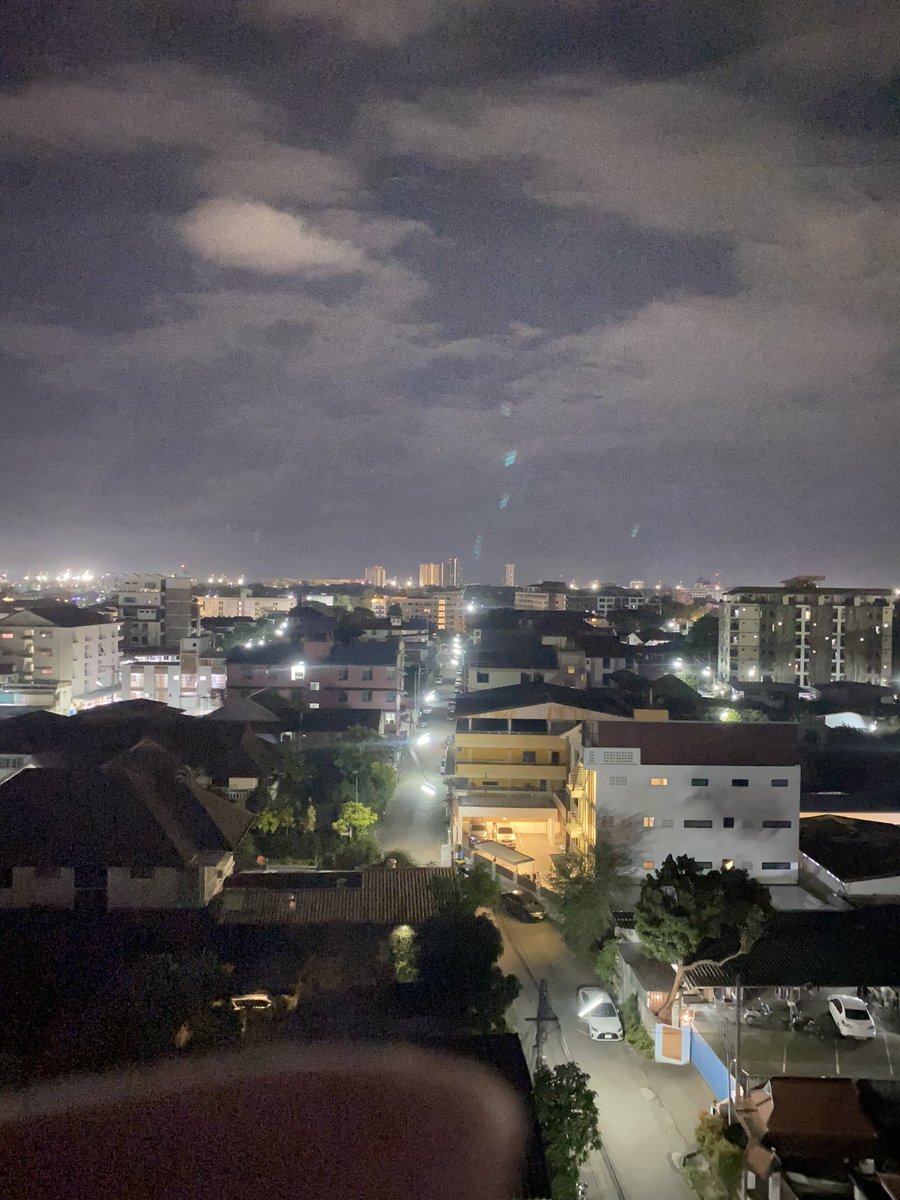 bokee47's tweet photo. เหนื่อยกับอะไรเดิมๆ
#เชียงใหม่ https://t.co/ECZI5nVtmd