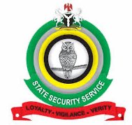 DejiAdesogan's tweet photo. GOOD NEWS UPDATE 

Now officially confirmed that DSS arrested Mamuda Terror Group Leader, Abubakar Abba, known for terrorising parts of Kwara and Niger States. He masterminded numerous attacks, kidnappings, and killings, particularly in the Kainji axis. Investigations revealed that Mamuda was a former member of Boko Haram before joining banditry in the North West. His arrest was the result of sustained intelligence operations targeting high-profile criminals by the DSS. https://t.co/zBiK1IQNVK reports