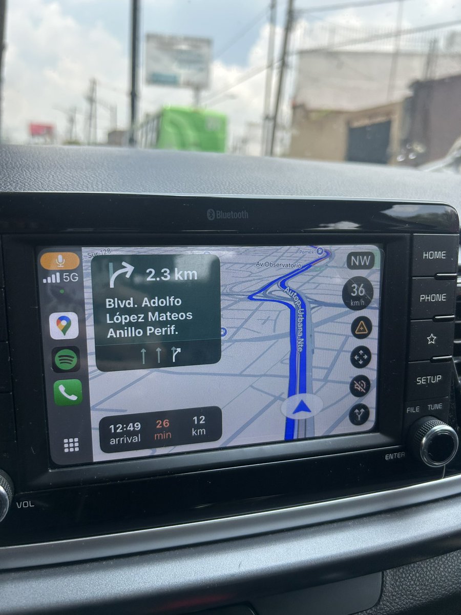 MafsLopez's tweet photo. @googlemaps @googlemexico 
WTF 
Mi destino era Viveros de Coyoacán. Venía de Santa Fe por la súper vía para salir a San Jerónimo (ZONA SUR) y me haces querer recorrer todo periférico por carriles centrales, hasta LOMAS DE CHAPULTEPEC para retornar todo periférico hacia el sur?! https://t.co/RwdzvhW4SA