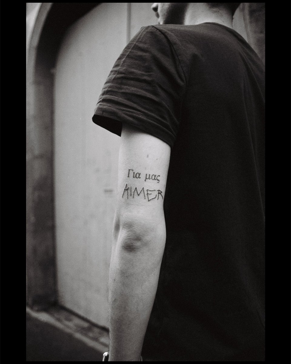theolaguet's tweet photo. J'ai trop aimé tatouer ce flash (+ de projets comme ça svp)

Tatouage sur Florian, 2025 
(Clermont-Ferrand, FR) 
DM / THEOLAGUET@GMX.COM https://t.co/ixQy6wv3tw