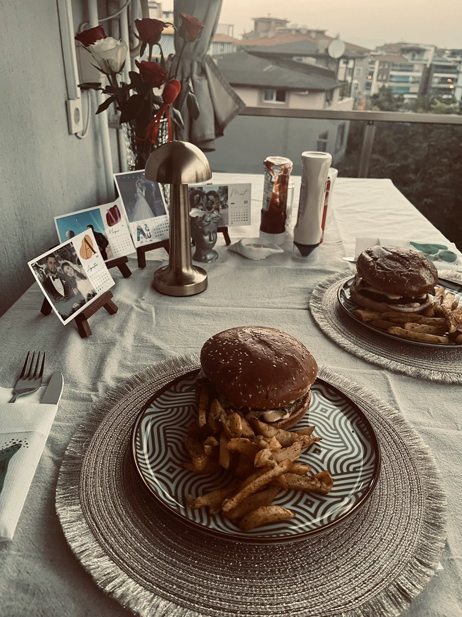 yoaksu's tweet photo. 5🥂 #datehome https://t.co/0jqH9T41Ti