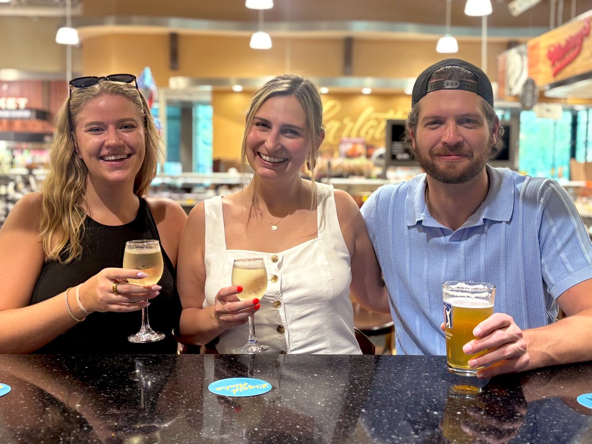 The One Where Mutuals Get Tipsy At a Grocery Store Bar <a href="/l_skell/">LSkell</a> <a href="/juliashrek/">Julia Shrek</a>