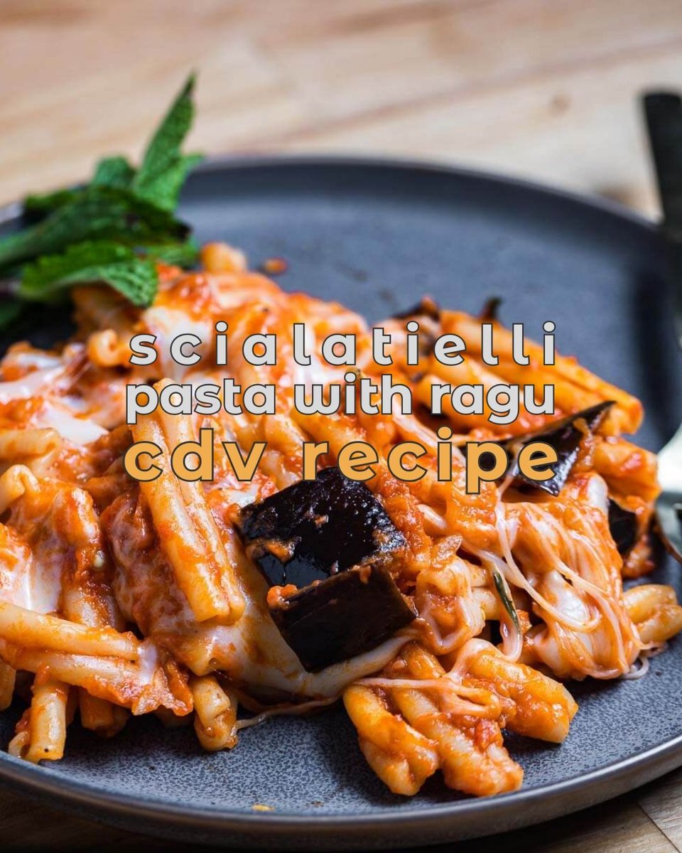 TravelCDV's tweet photo. Bite into one of Italy’s coziest flavors — Scialatielli! 🍝✨
Fresh, hand-rolled pasta with rich tomato ragu and golden fried eggplant… straight from Claudia and Peppe’s kitchen on the Amalfi Coast.🌅

This is the kind of pasta that makes you slow down, laugh with Claudia and Peppe, and realize that cooking in Italy isn’t just about ingredients — it’s about love, stories, and connection. 💛 You’re rolling the dough together, sharing tips, tasting sauces, and hearing little anecdotes about Amalfi life… and trust me, it changes the way you see food forever. ♾️

🥄 What you’ll need for 4 people:
•2 cups (500 gr.) all purpose flour
•4 egg yolks 
•1 heaping tbsp (20 gr.) parmesan cheese 
•4 tsp (20 gr) oilve oil
•1 cup (200 gr.) milk  
•Salt, pepper and fresh basil  - to taste 

•30 oz (800 gr.) Canned tomatoes 
•3 tbsp olive oil 
•salt and basil to taste 
•1 medium chopped onion 

•2 medium size eggpants
•1 cup (250g) Sunflower oil 
•1 tbsp (10gr) all purpouse flour 
•Grated parmesan cheese and fresh basil to taste  

One bite, and you’ll want to be here yourself! ✨

#amalfivacation #italianrecipe #visitpositano #cookingvacations #italianpasta   #amalficoast #travelcdv