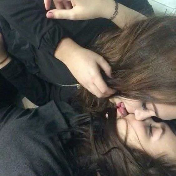 love ⚢ (@sapphiccworld) on Twitter photo 
