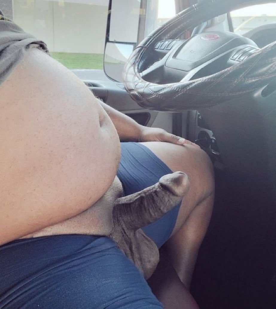 🌎Forget Grindr, use The Blowers for free and find men near you

🔗Theblowers.com/@BearFlix1