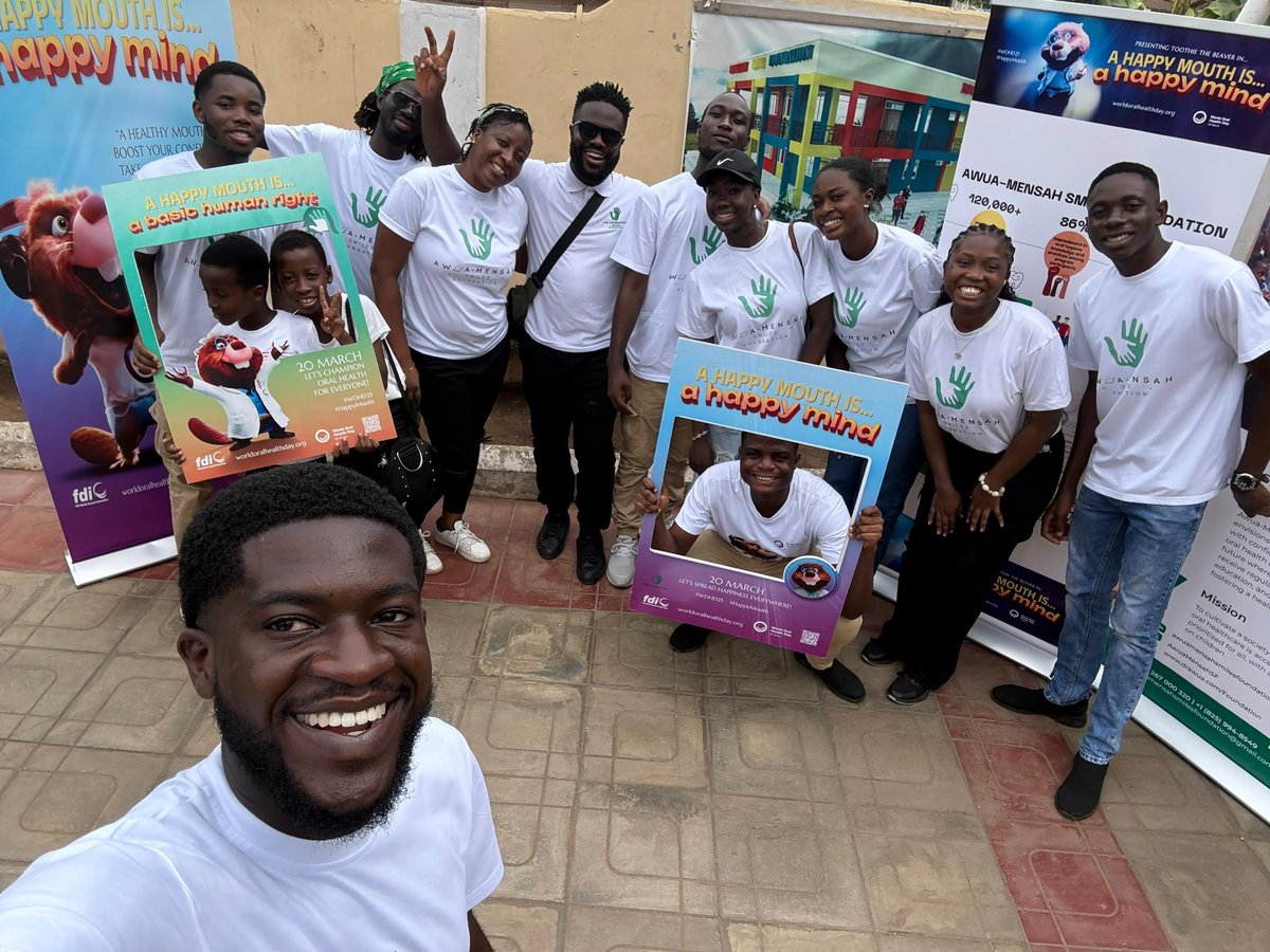 AwuaMensahSF's tweet photo. At Awua-Mensah Smiles Foundation, every outreach is a seed of change 🌱; from teaching kids to brush right to building confidence and hope. We dream of a Ghana where everyone smiles without pain or shame. 💙 #AwuaMensahSmiles #OralHealthGhana #WOHD25 https://t.co/bCzon0ktGY