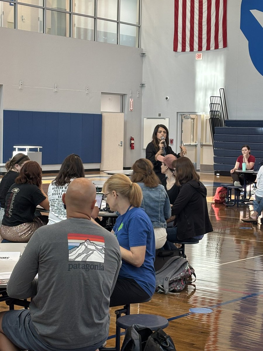 michcozz9's tweet photo. Dr Hawar Khalandi opening day at Hinsdale School  District 181. @MarzanoResource @ https://t.co/DyPVMwaT7v
