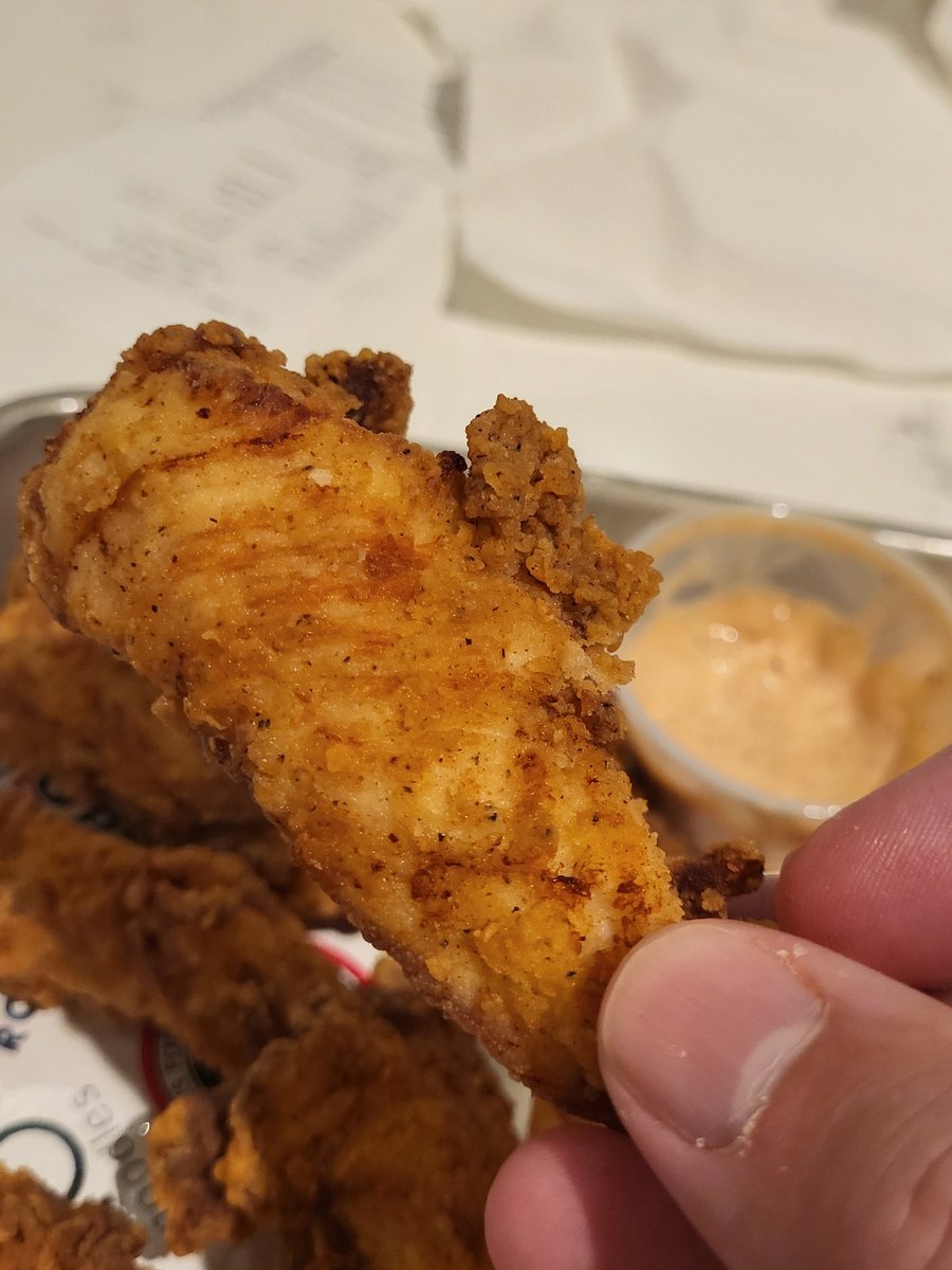 No Chicken Finger is ClOSE to <a href="/HueyMagoos/">Huey Magoo's</a> .. holy cow.. put it in The Louvre!!