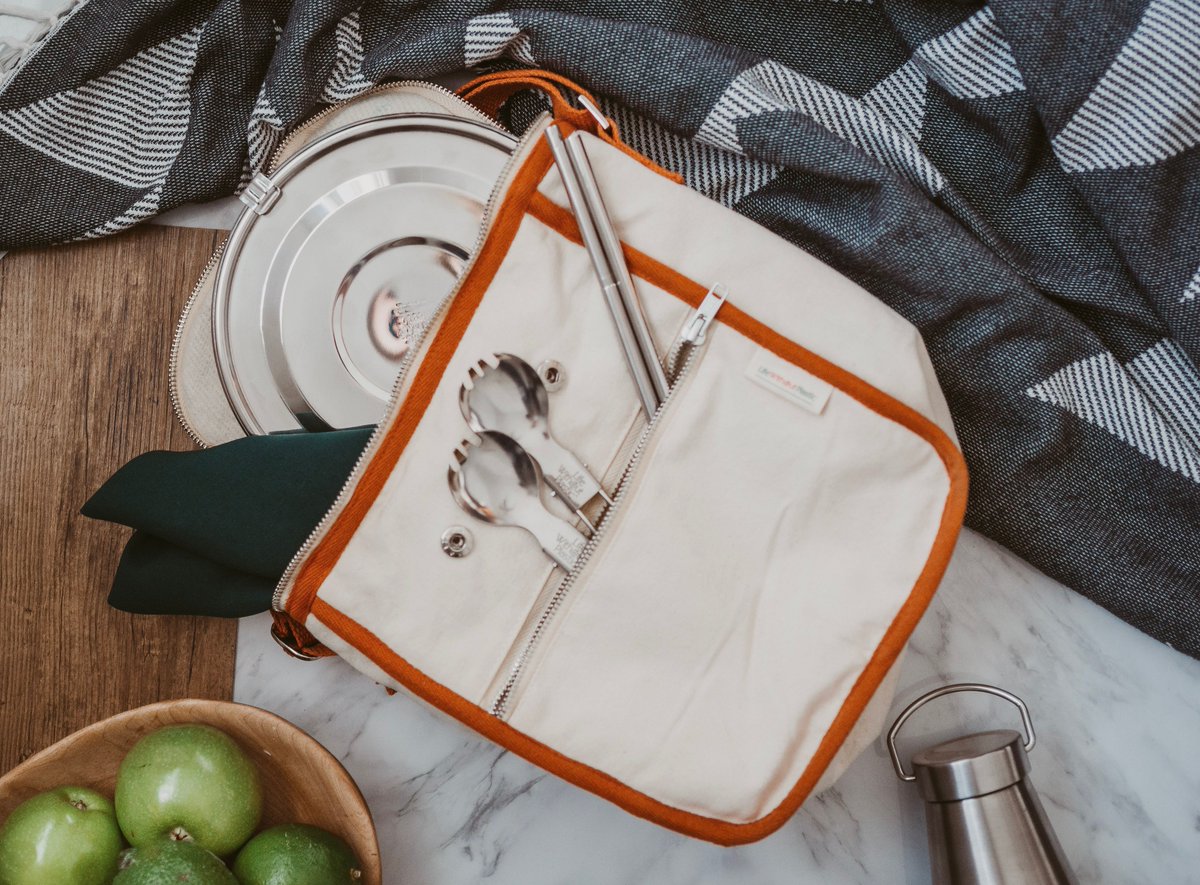 The new Life Without Plastic newsletter is out, just in time for back-to-school! 

Our COMPLETELY PLASTIC-FREE, organic cotton, wool-insulated lunch bags are fully stocked and on sale until the end of the month... 

buff.ly/EtFNVWk