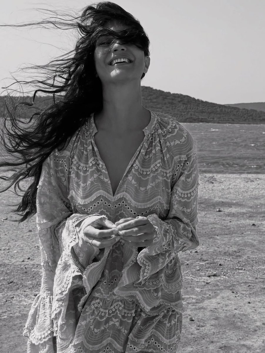 Canımcım mavili güzelim neşen bol olsun #TubaBüyüküstün