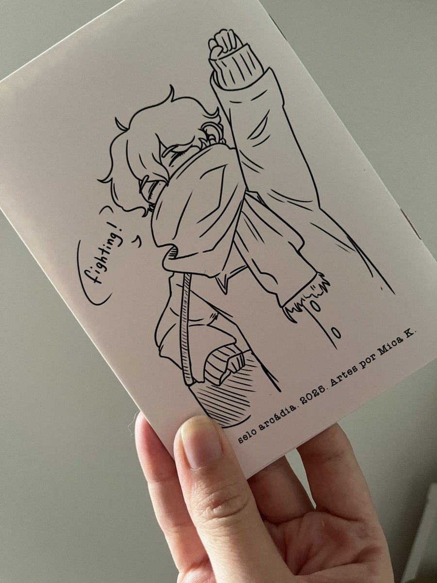 seloarcadia's tweet photo. Olha o caderninho mais fofo de todos!!!! Ele vem com os pedidos de “Vibrações da Sua Voz” e o livro já tá pertinho de chegar! https://t.co/pfdX1eoT5n