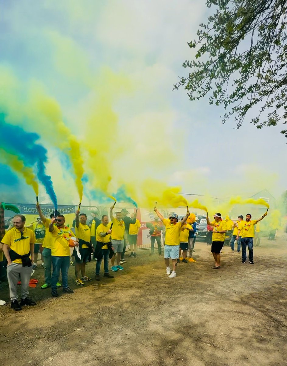 New account for Gosport Borough Supporters Club. 

We will advertise upcoming Away travel, Supporters Club memberships, Supporters Club Merchandise. 

Also we will post match day Pics (like the one below away at Gloucester last season) and the odd Video

#UpTheBoro 💛💙