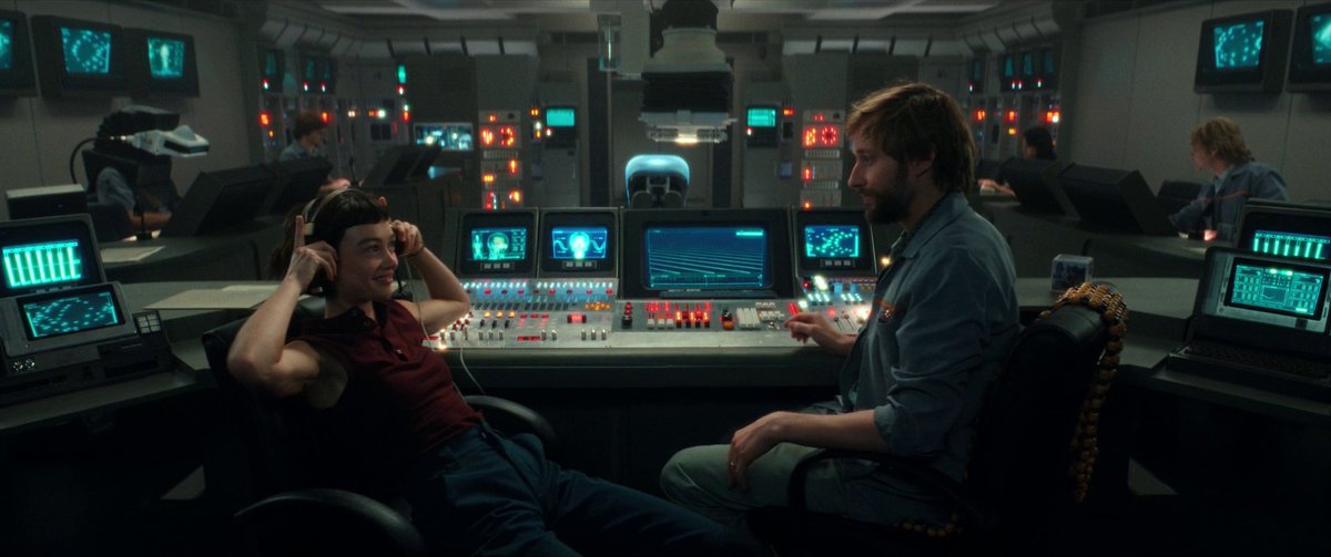 Alien: Earth "Neverland" S01E01 (2025)